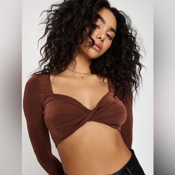Garage Top - Size M - Picture 1 of 6